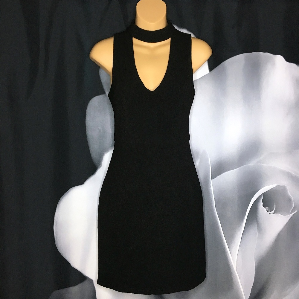 Forever 21 Choker Neck Dress